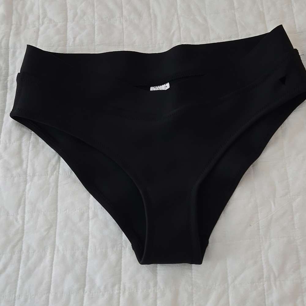 Venus black bikini bathing suit